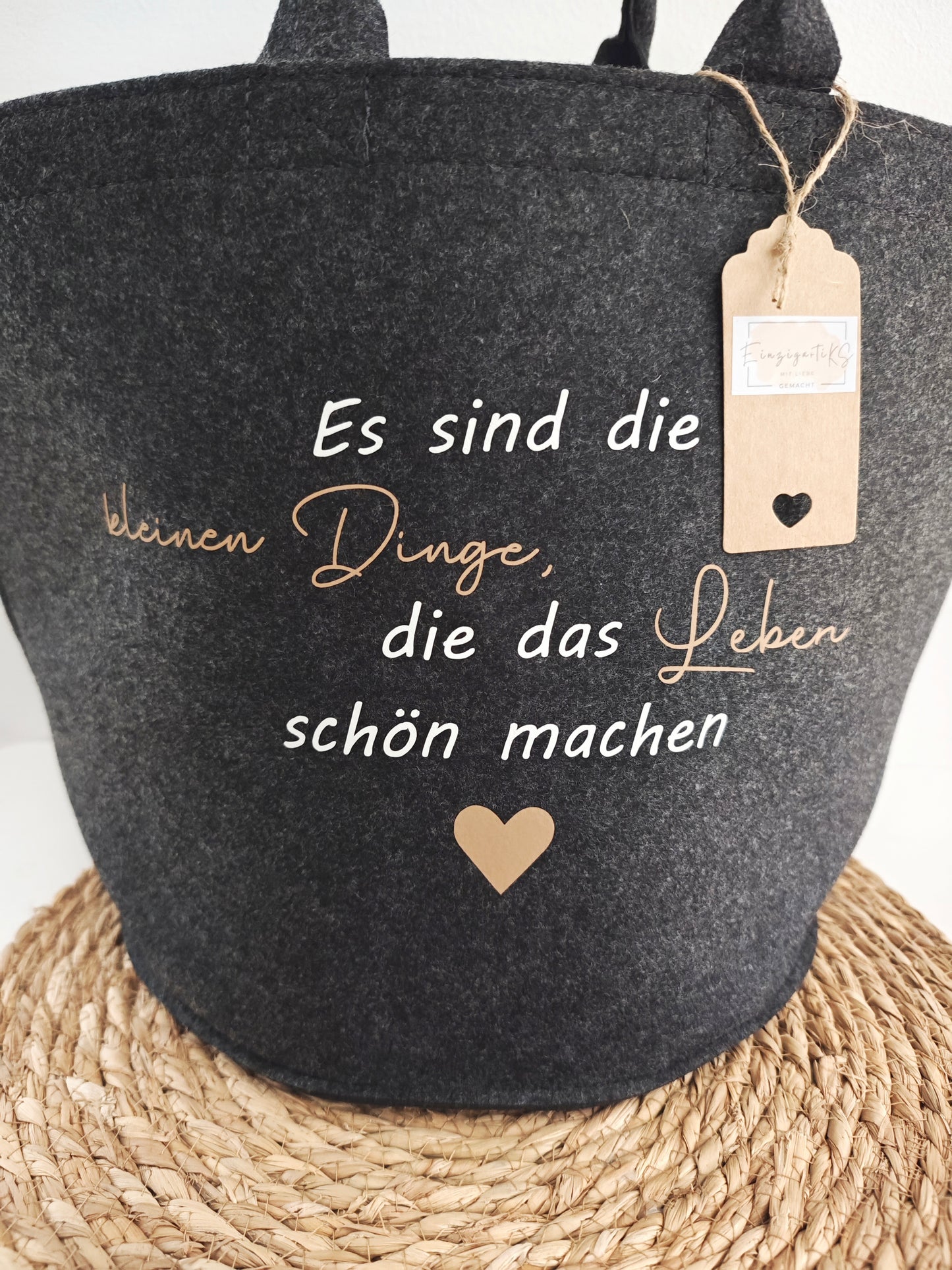 Korbtasche anthrazit "Es sind die kleinen Dinge"