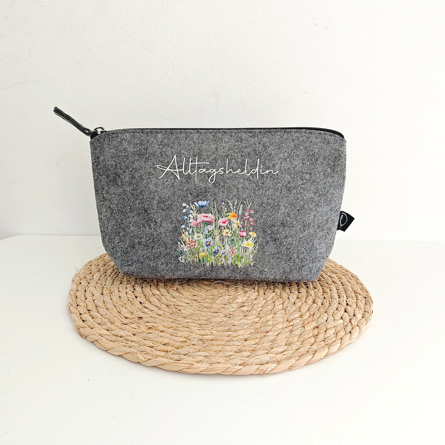 Universaltasche M "Alltagsheldin"
