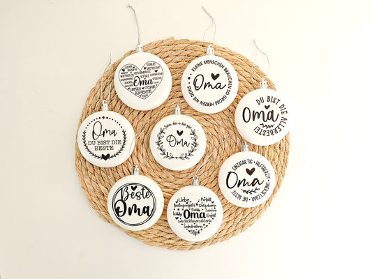 Weihnachtskugel "Oma"