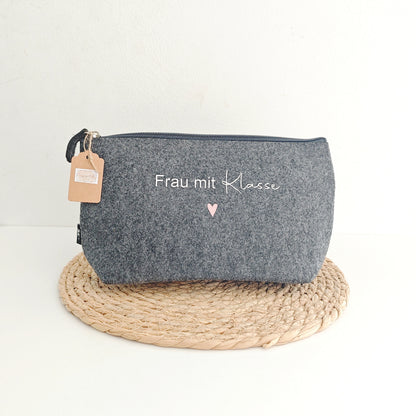 Universaltasche M "Frau mit Klasse"