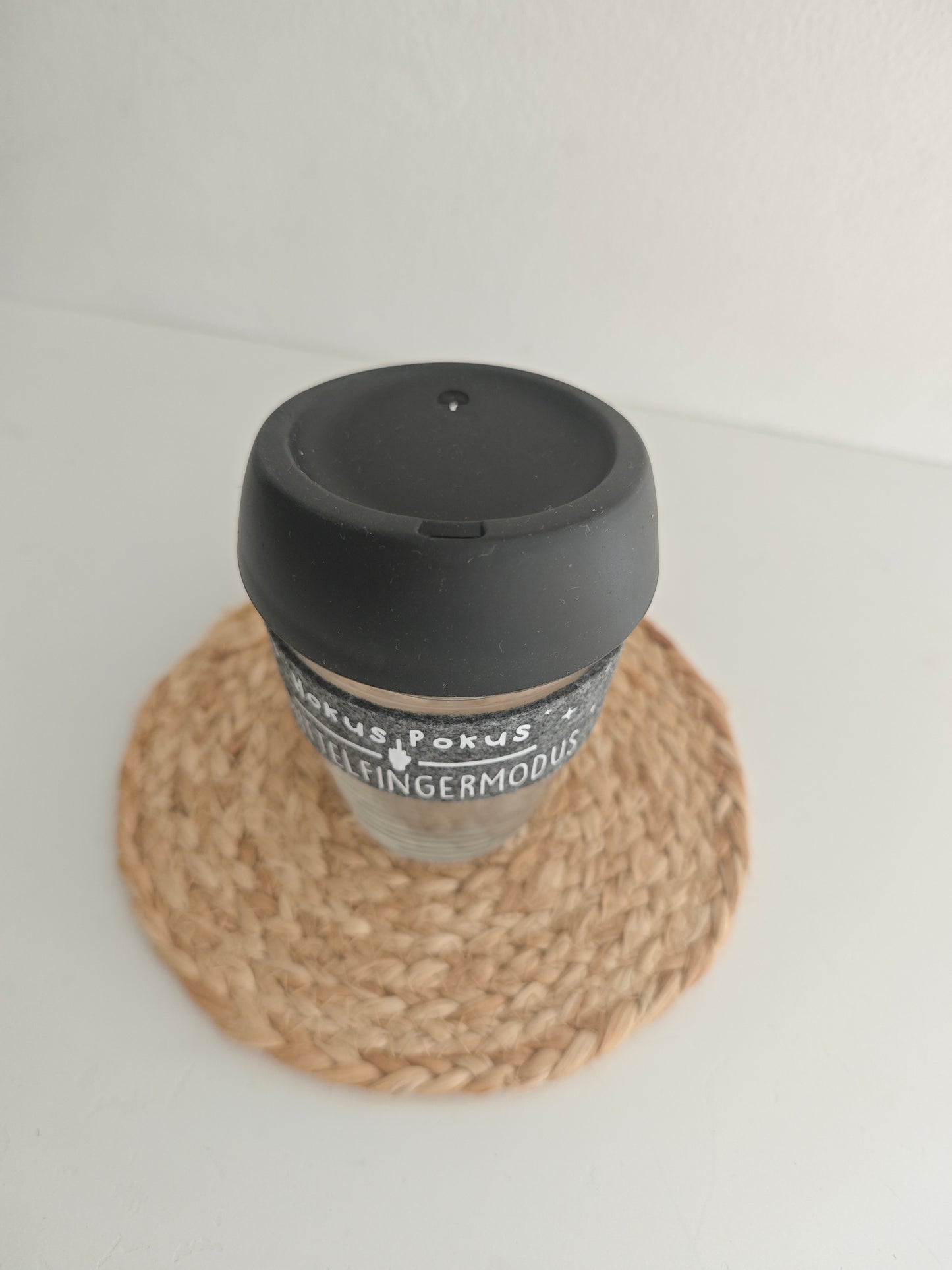 Kaffee- und Teebecher "Hokus Pokus"